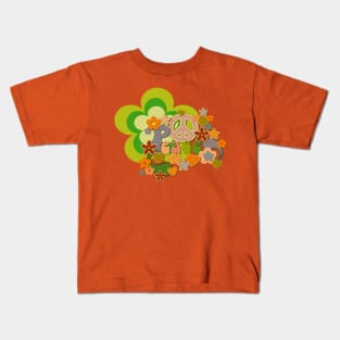 Boho Vintage Peace Sign Flower Power Retro Design Kids T-Shirt